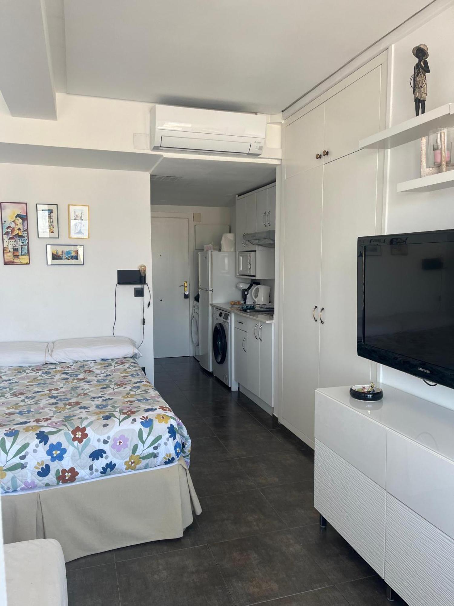 Centrico Apartamento En El Riscal Аликанте Екстериор снимка